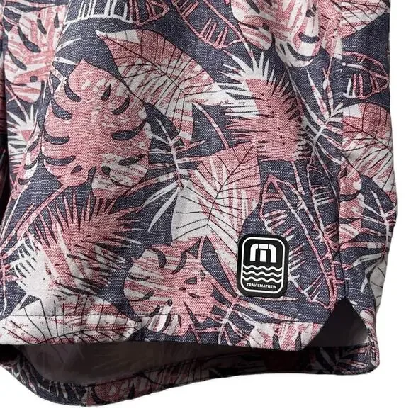 Travis Mathew Foot The Bill BoardShorts / Size-38 - Picture 2 of 9